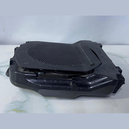 OEM BMW 528i 535i 550i Left Central HiFi Subwoofer 9169685
