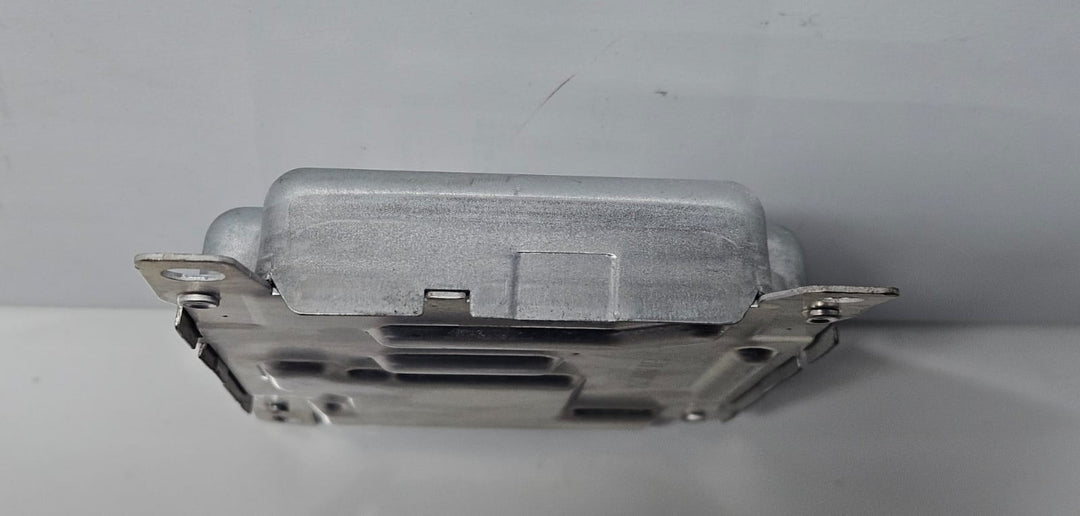 8779580-BMW G11 G12 G30 Battery Charging Module OEM