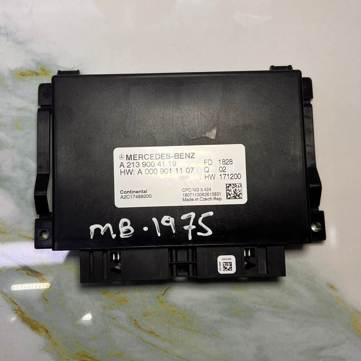Mercedes-Benz Gearbox Control Unit A 213 9004119 W213 E-Class