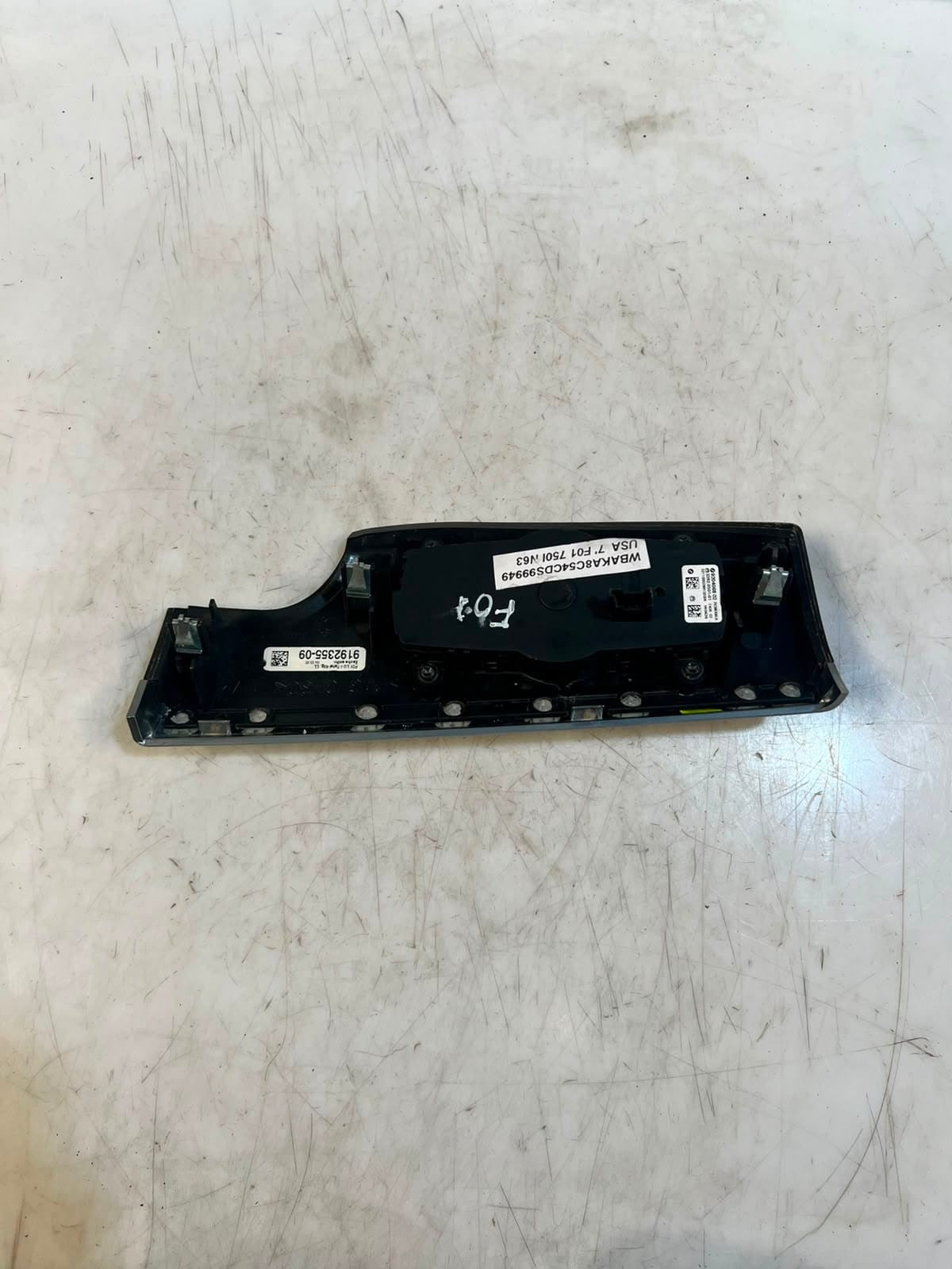 2011-2016 BMW 5' F07 F10 F06 F01 F03 F04 F10 F11 535i Headlight Switch 9204068