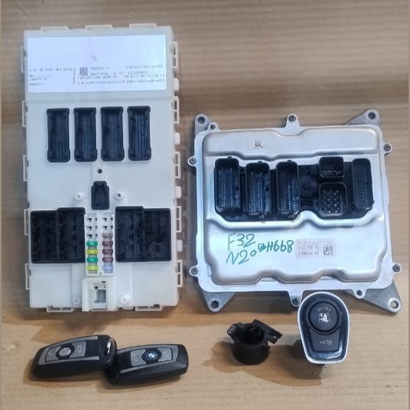 BMW F30 320i F32  F32 120i 320i N20 ENGINE CONTROL Unit ECU SET DME - 8631725