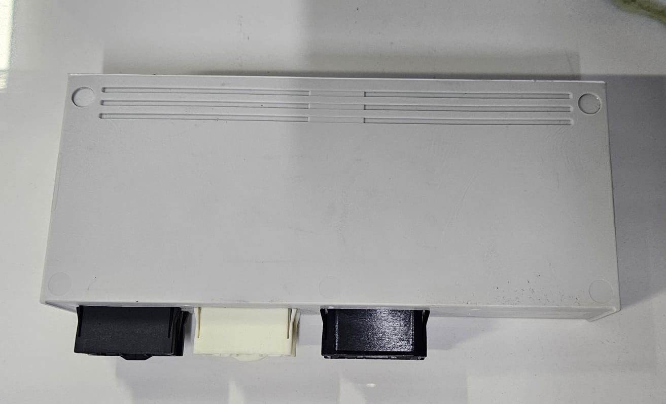 OEM BMW F01 F02 F10 F07 REAR TAILGATE LIFT TRUNK LID CONTROL MODULE 7365902