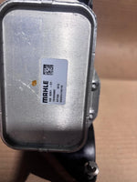 Bild in die Galerieansicht laden, 2020-2023 BMW 530I XDRIVE 2.0L - Engine OIL Filter Housing W/ Cooler 8580414