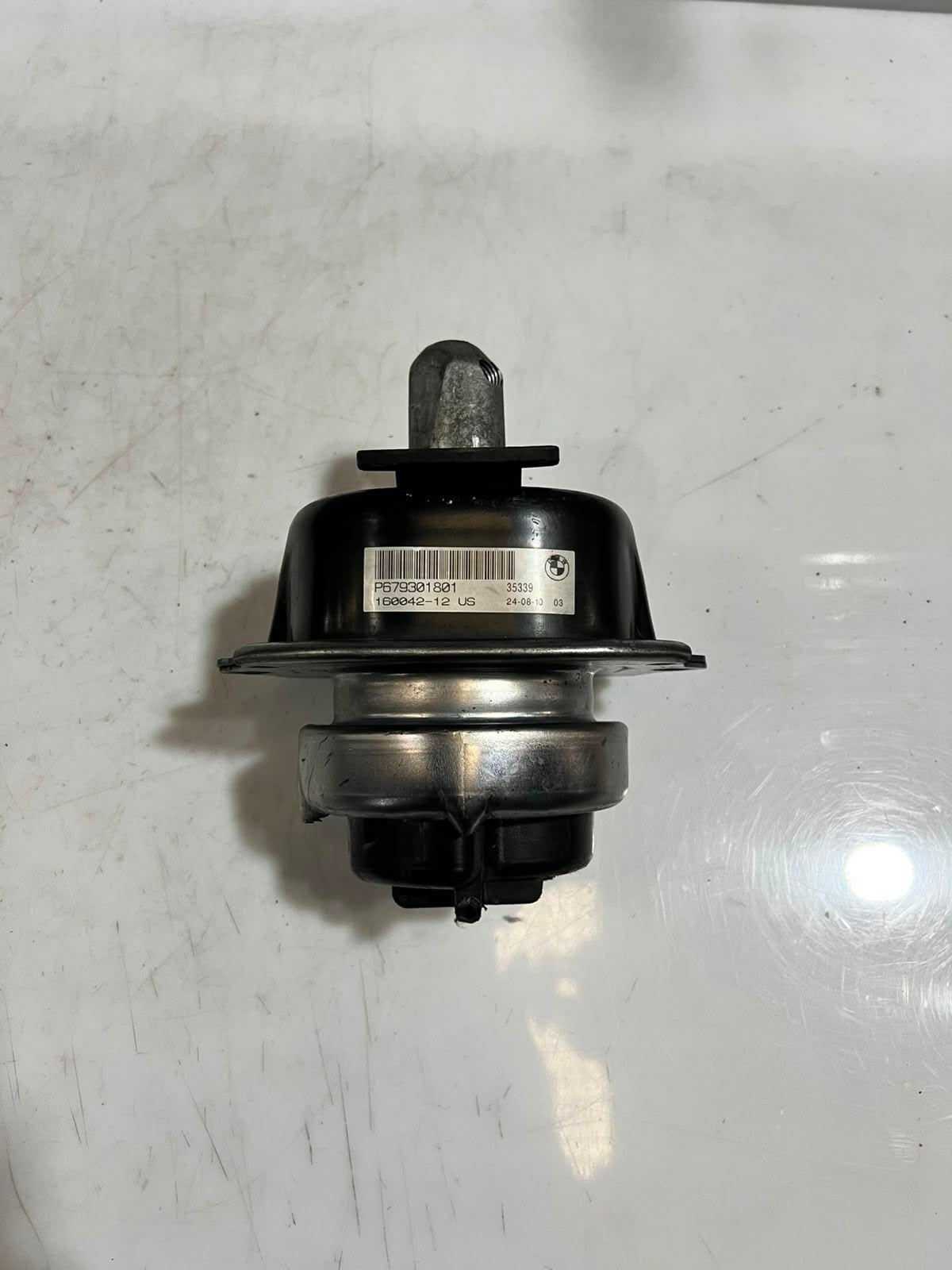 2010-2016 BMW X5 E70 and F15 X6 Engine Mount Bracket UNDERWEAR 16004212 OEM