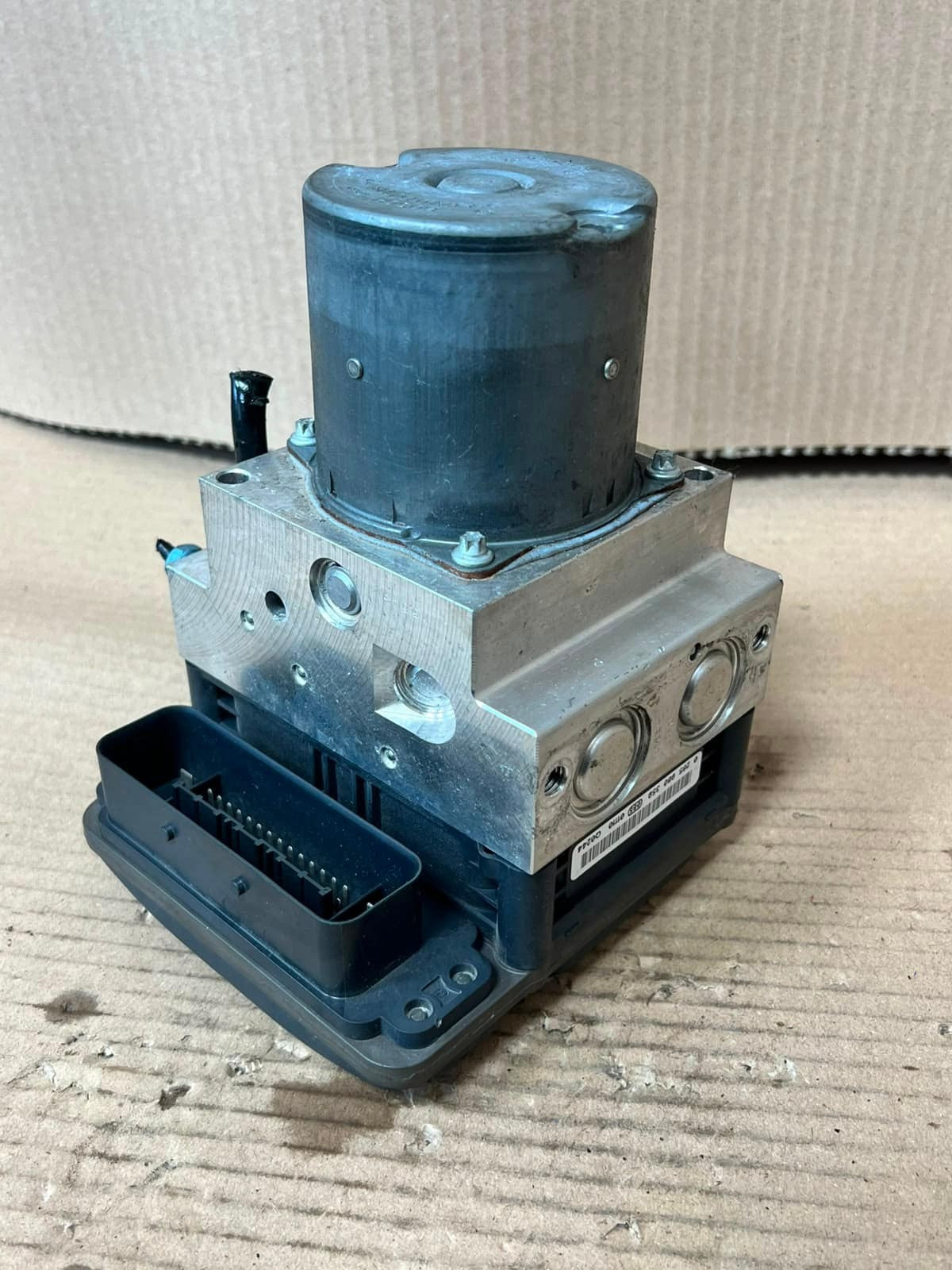 2008-2013 BMW X6 E70 X5 E71 Anti Lock Brake ABS Pump 6798284 OEM