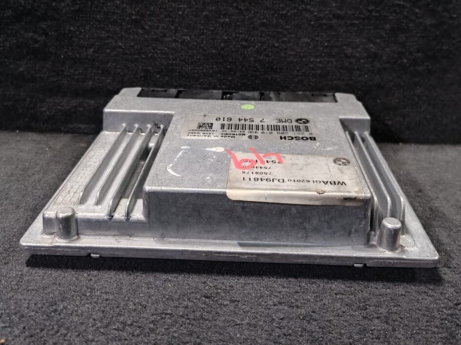BMW 545i X5 745i ENGINE CONTROL  UNIT ECU ONLY ECM 0261209010 BOSCH -7544610