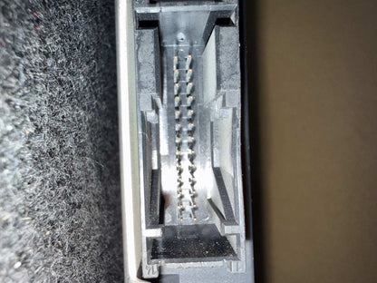 2010-2013 BMW 528i, 535i, 550i, 640i, 650i, 750i Footwell Control Module 9273629