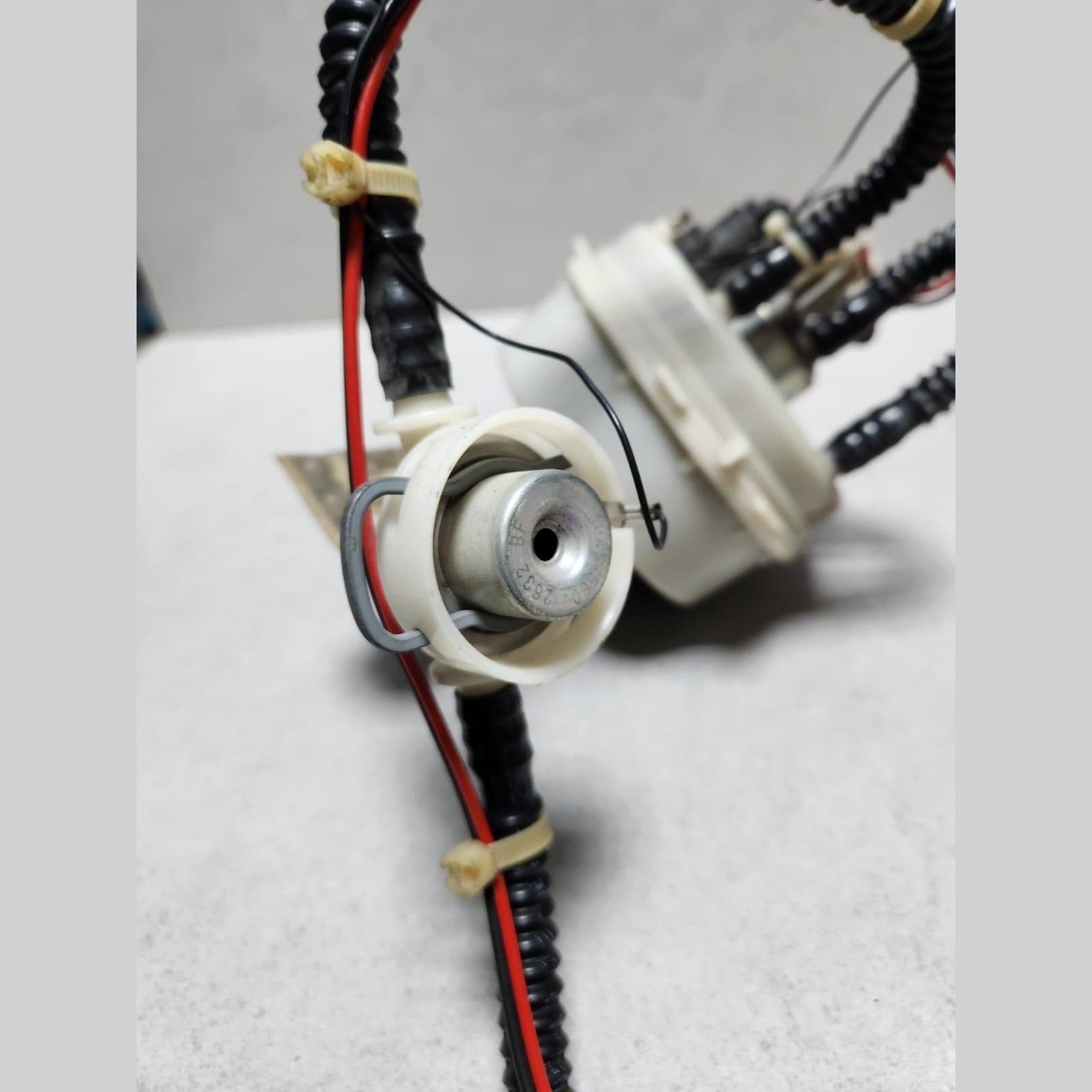 BMW Fuel Pump 7217060 5 Series F10 and F11