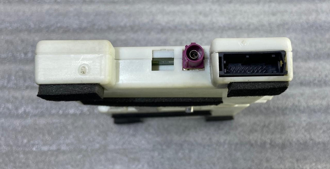 OEM BMW G01 X4 G02 ANTENA TELEMATICS CONTROL MODULE ECU 5A7E682