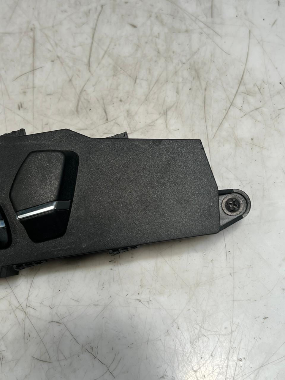 BMW 5 Series F10 F11 F07 GT Front Left Side Seat Control Switch 9163256 OEM