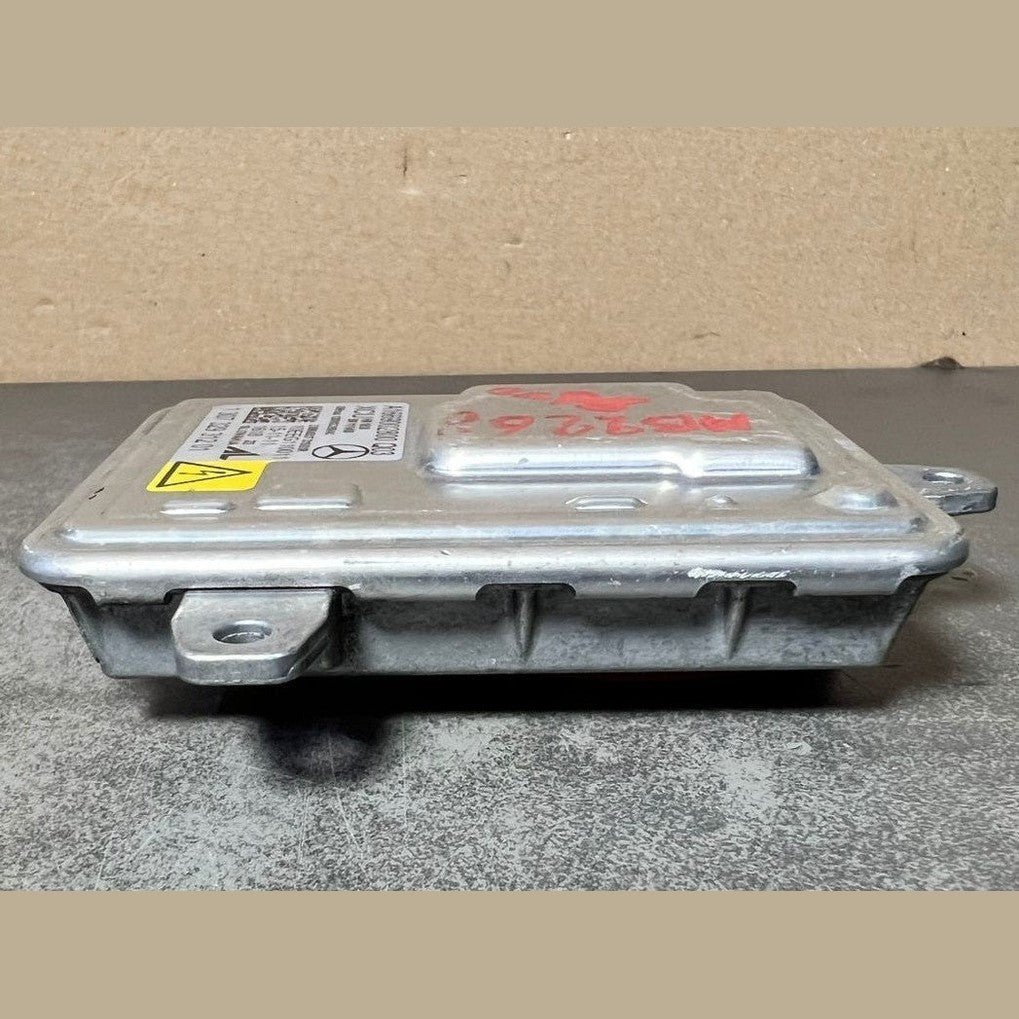 Mercedes Benz W166 Xenon Light Headlight Control Module Unit A166 9002800 OEM