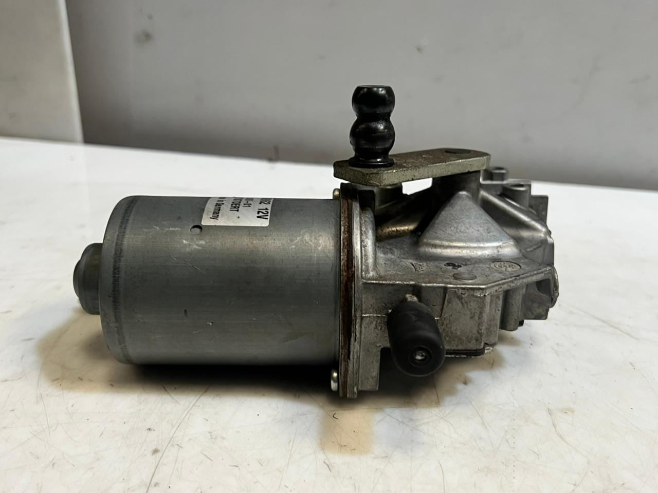 2009-2016 BMW Z4 E89 Front Windshield Wiper LINKAGE MOTOR Mechanism 7219606 OEM