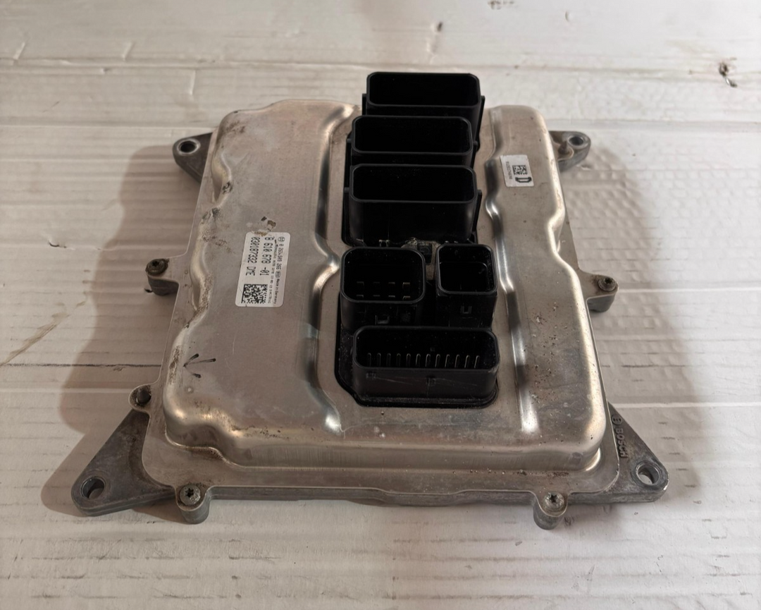 BMW X1 E84 2012 TO 2015 2.8 XDRIVE ECU SET 8610678