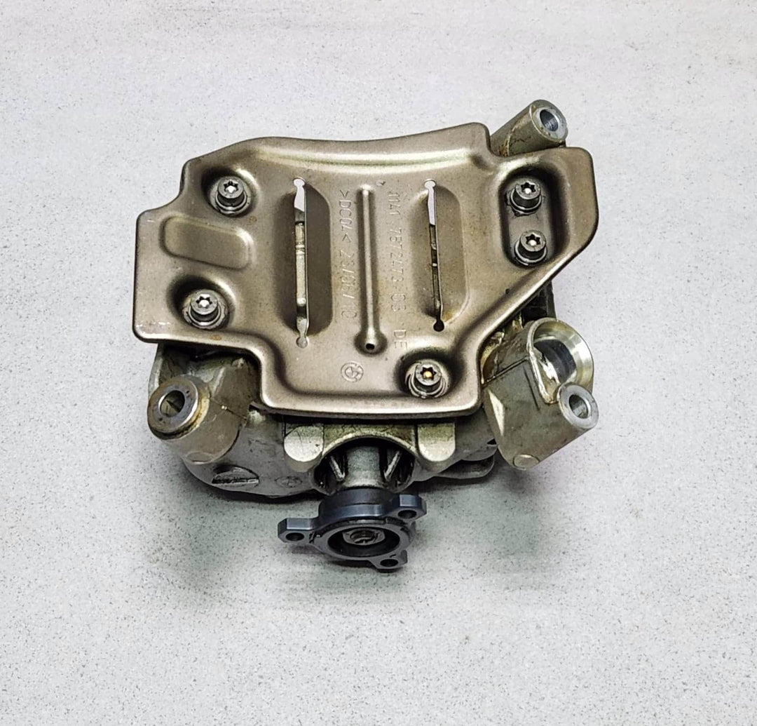 7612772  BMW 550i Engine Oil Pump 5. 6. 7. Series X5 and X6 2011-2016