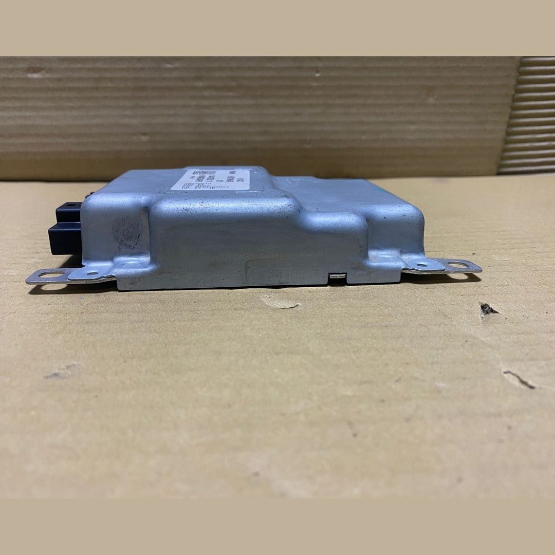 2017-2019 BMW 750i Battery Charge Control Module 6819649 G11 G12 G14 G15