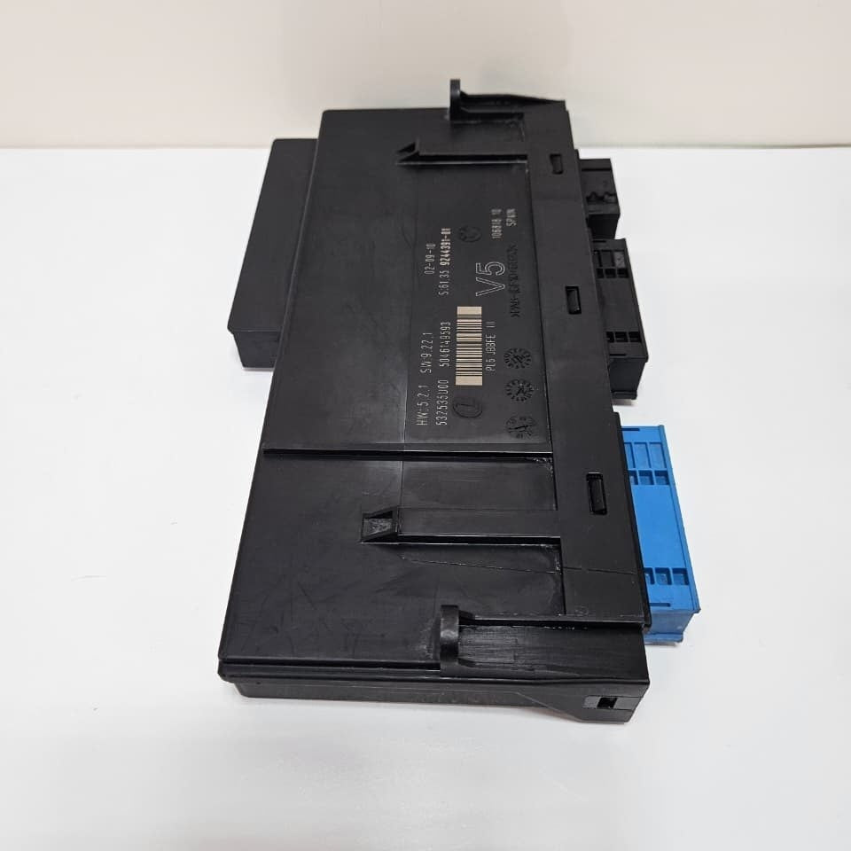 2010-2015 BMW F10 F06 F12 UNCTION BOX ELECTRONICS 3 BODY CONTROL 9244391 OEM