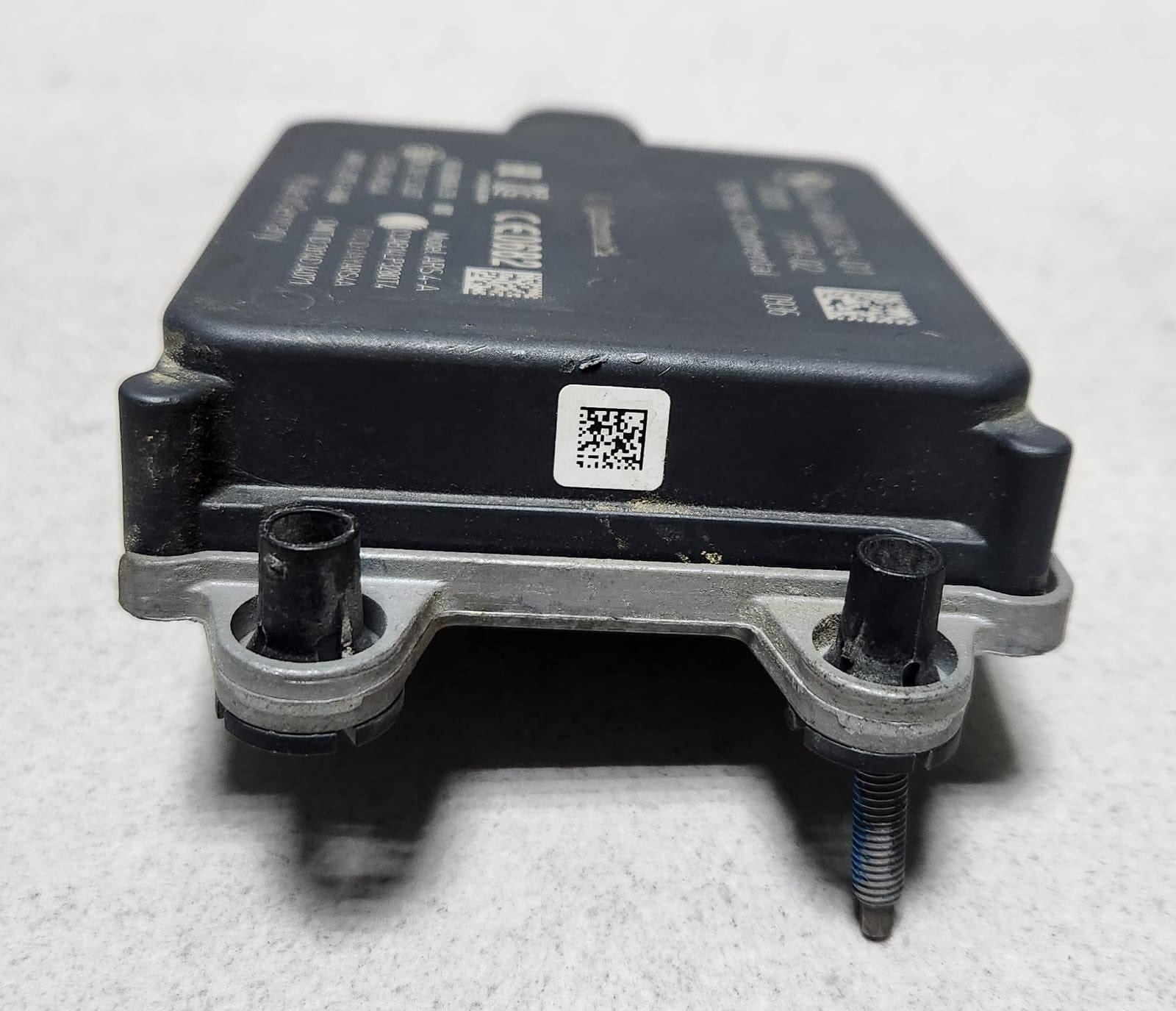 BMW Radar Sensor 6886324 5 Series E39 and G30