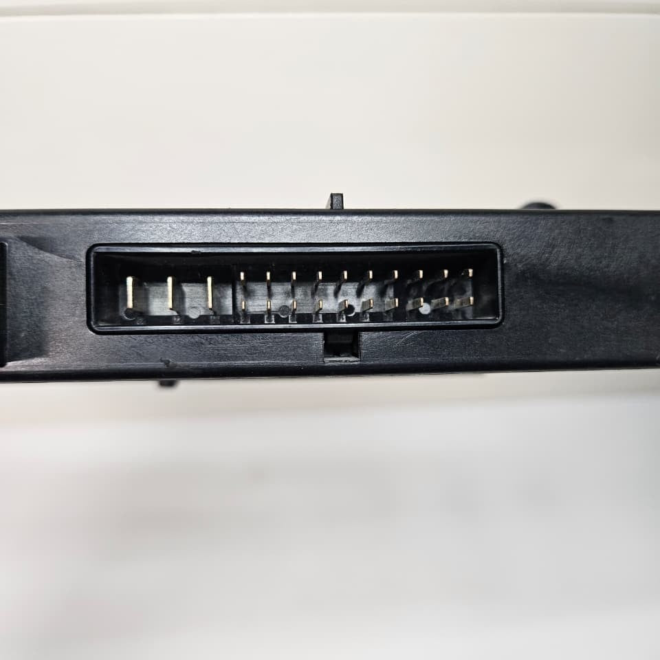BMW 3 Series E90 E91 Comfort Control Unit BCM Body Module 61356983307 6983307