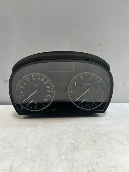 2011-2012 BMW X1 E84 Instrument Cluster SPEEDOMETER 9242340 OEM