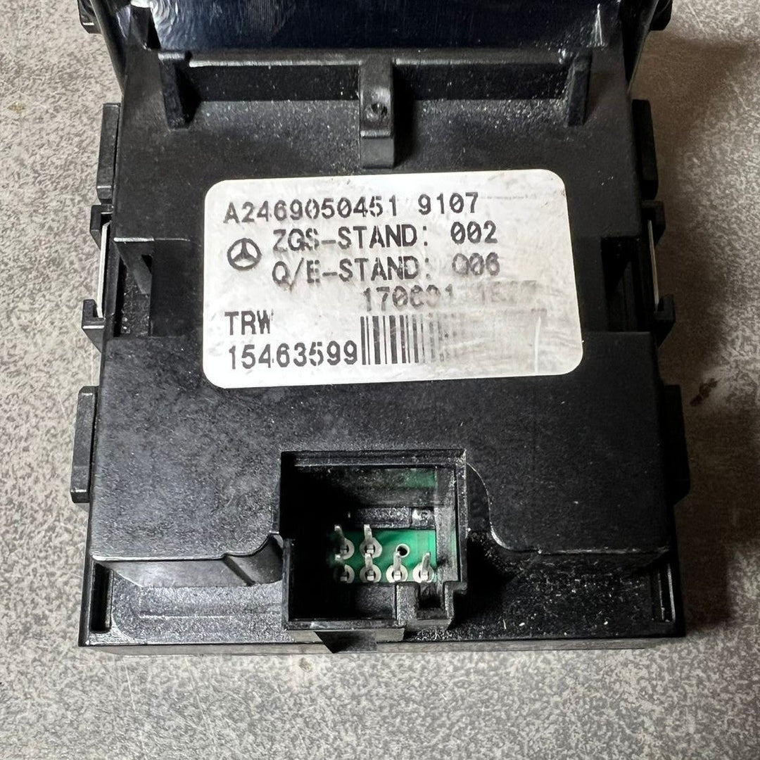 14-18 Mercedes W246 B-Class / CLA Parking Brake Control Switch A246 9050451 OEM