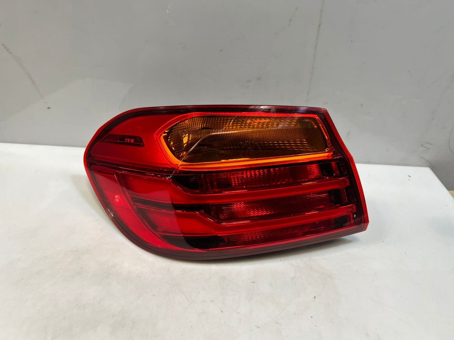 BMW F32, F33, F36, F82, F83 M2 Outer Tail Light LEFT RIGHT 7296098 7296097