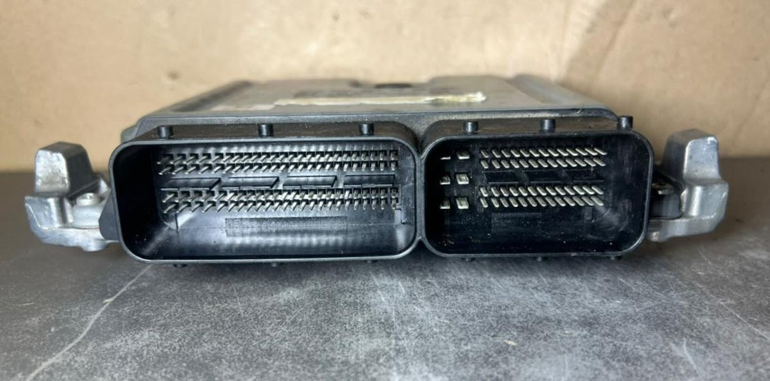 Mercedes W212 E-CLASS W205 Engine Control Module Unit ECM ECU A274 9000900 OEM