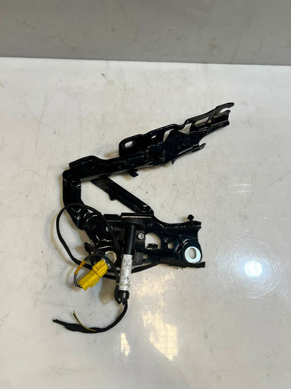2018 BMW 7 5 Series G30 G31 ENGINE BONNET Hood Hinge PASSENGER SIDE 7347407 OEM