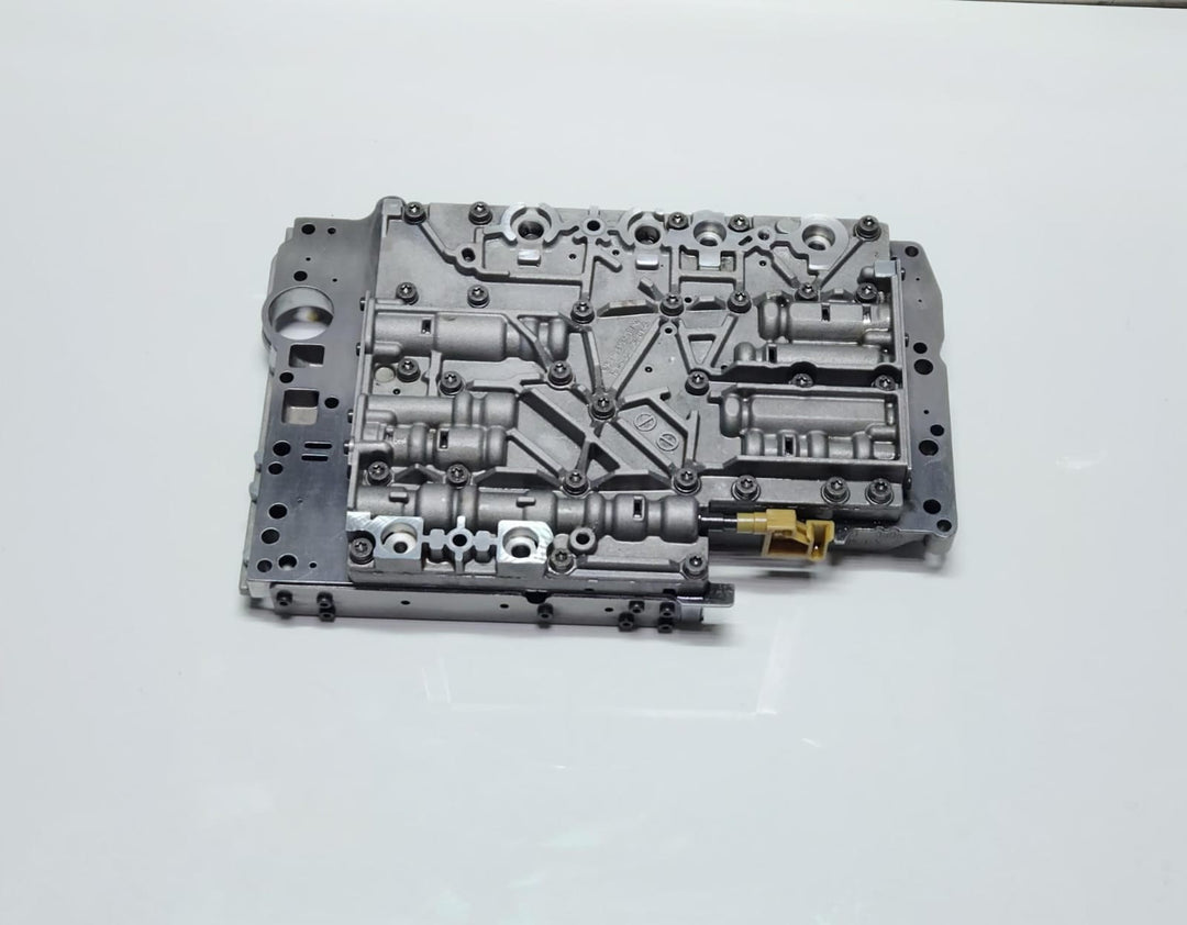 2001 Mercedes-Benz Transmission Valve Body 5-SPEED R2112770101 OEM