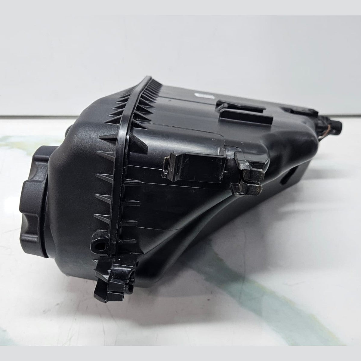 2016-2025 BMW X5 G05 Coolant Expansion Tank 8689765 OEM
