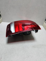 Bild in die Galerieansicht laden, 2014-2018 BMW X5 Rear Left Outer Tail Light 7290103 X5 F15