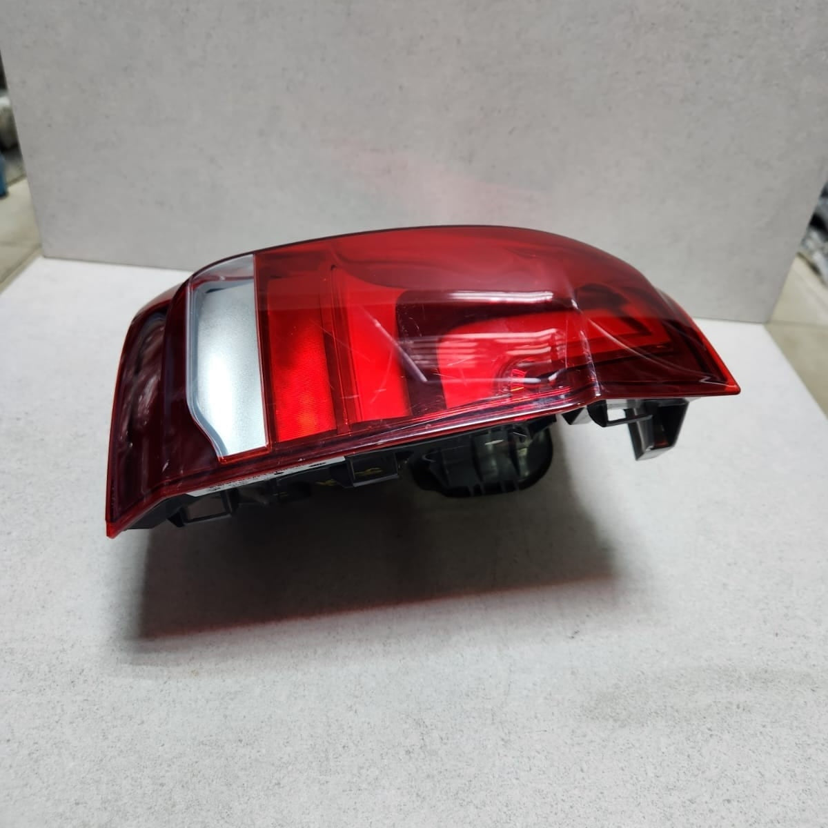 2014-2018 BMW X5 Rear Left Outer Tail Light 7290103 X5 F15