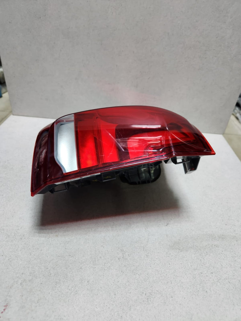 2014-2018 BMW X5 Rear Left Outer Tail Light 7290103 X5 F15