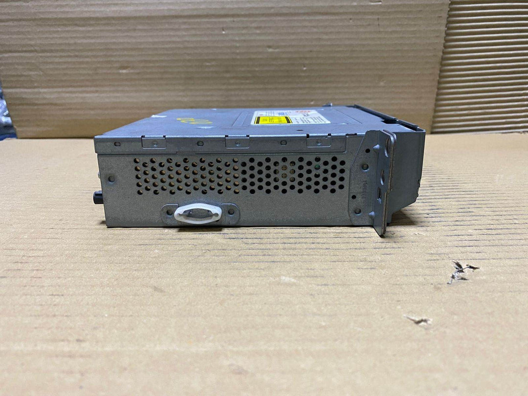 BMW OEM Radio Audio CD Player 9224030 5 Ser F07 F10 and 7 Ser F01 F02
