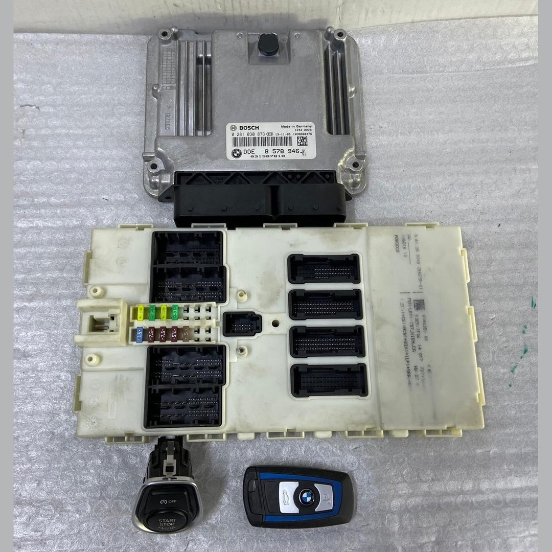 OEM BMW 320d 2013 F31 F30 N47 ENGINE CONTROL ECU UNIT KIT DDE 8578946 BOSCH