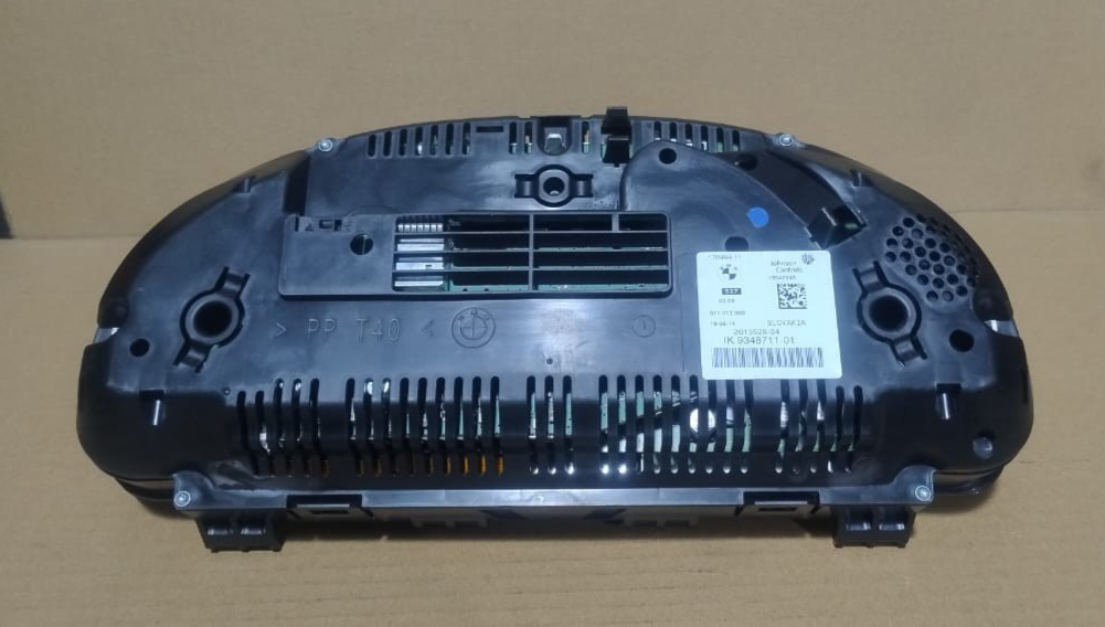 BMW 5 F10 F11 F18 X3 F25 X4 F26 X5 F15 SPEEDOMETER OEM -  9348711