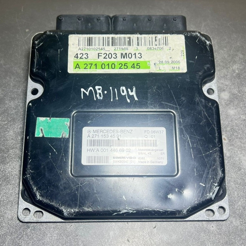 03-06 Mercedes W203 C-Class Engine Control Module Unit ECM ECU A271 0102545 OEM