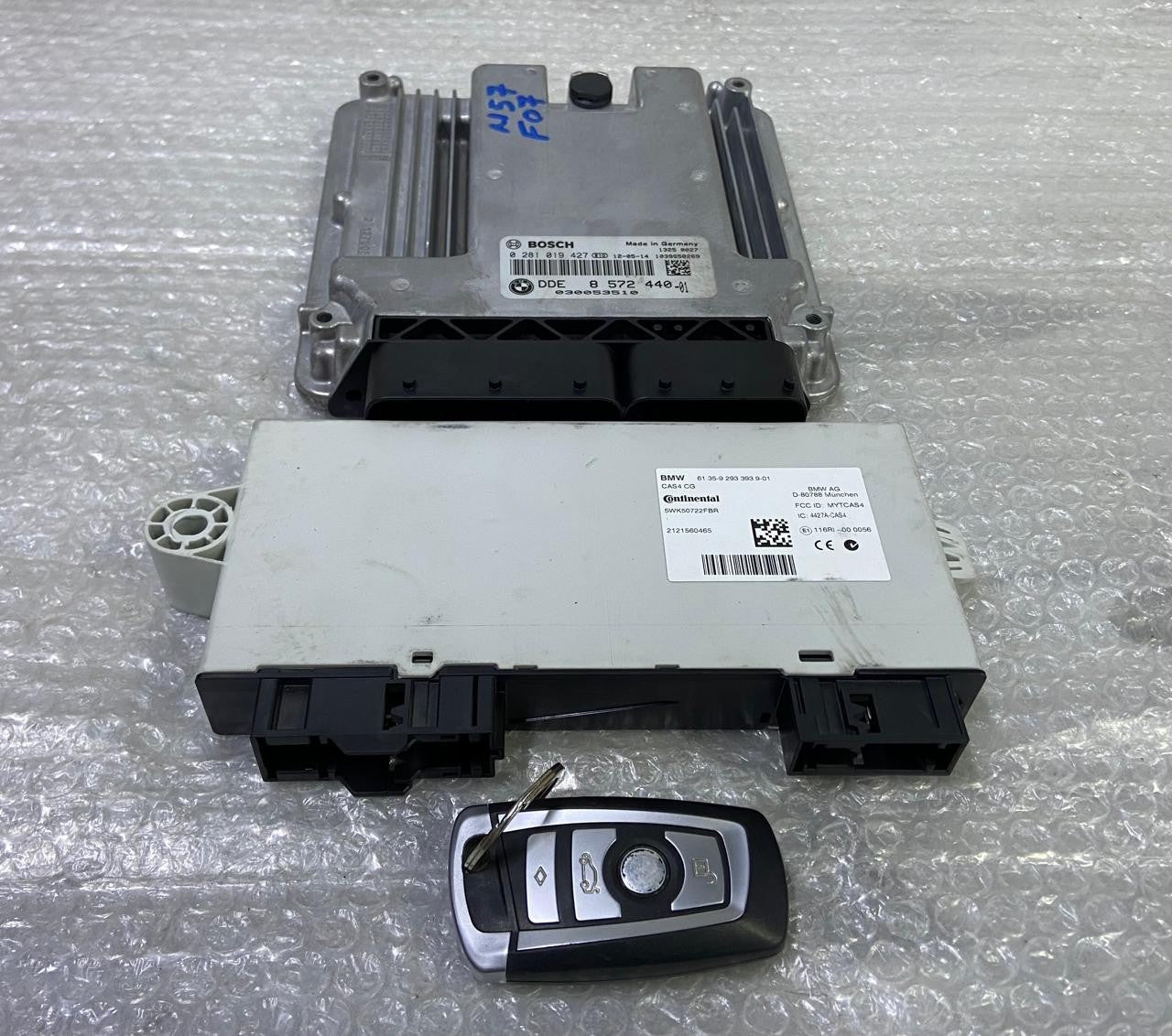 OEM BMW F07 N57N Engine Control Unit Module ECU DDE SET 8572440 BOSCH