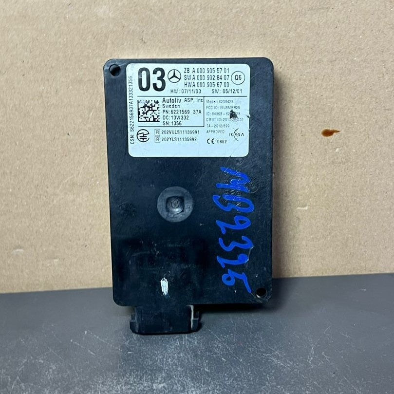 Mercedes W205 W222 Bumper Blind Spot Radar Distance Sensor Module A000 9055701