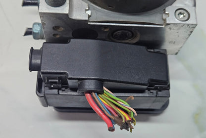 2014-2015 BMW 320i Anti Lock Brake Pump Module 6869726
