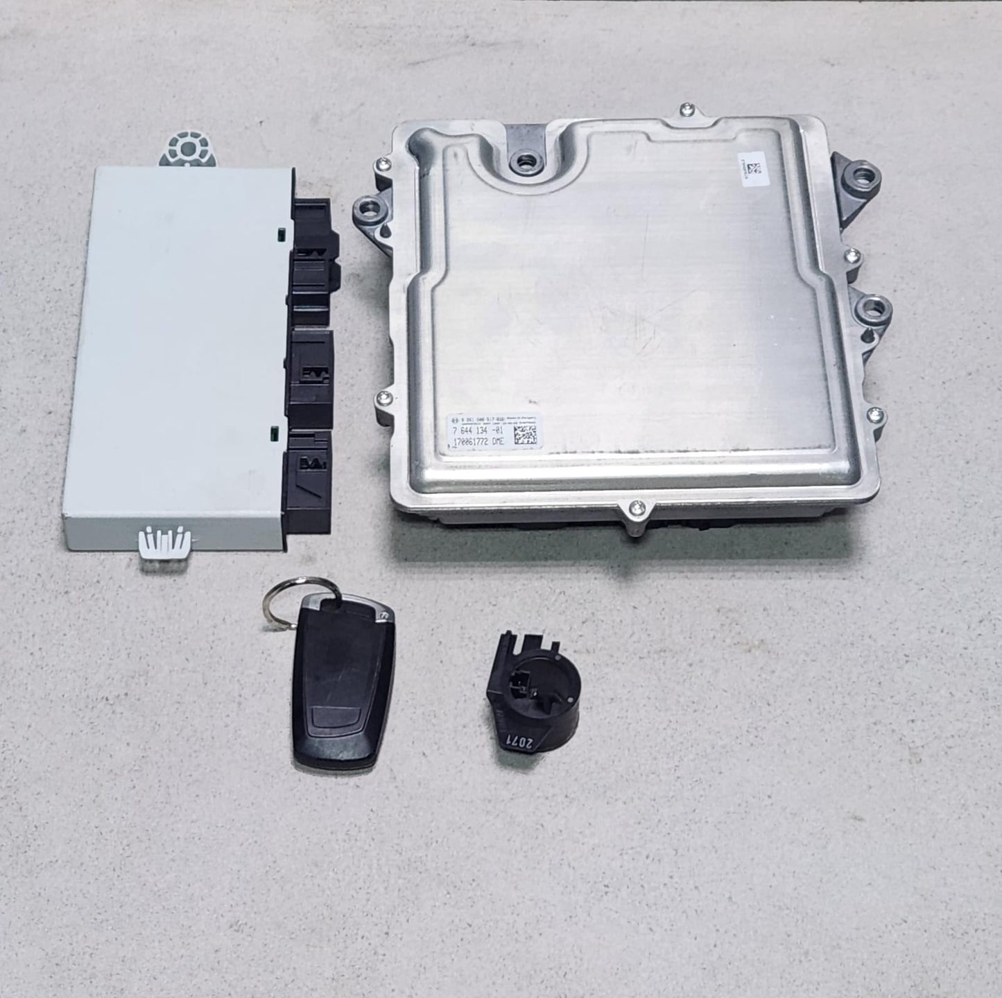 7644134 BMW F02 740LI N55 Engine Control Module ECU SET 2012-2015