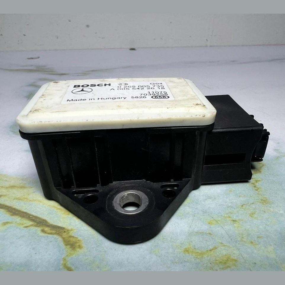 Mercedes Acceleration Yaw Rate Sensor A0055422618 W212, W218, W207, and W204