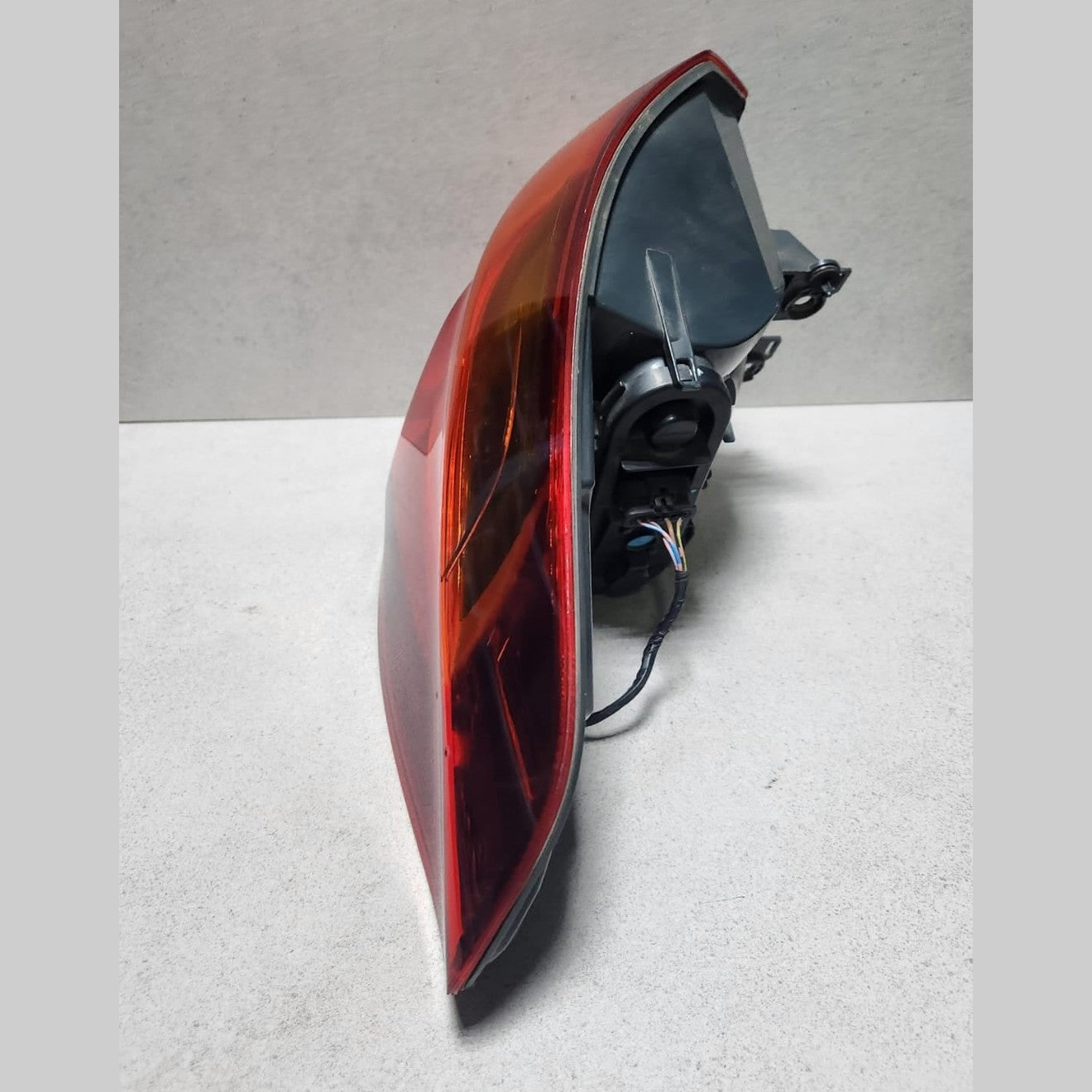 2019-2020 BMW X1 Rear Tail Light 7488546 X1 F48 F49