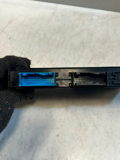 2010-2014 BMW X1 E84 Body Control Module BCM 9305739 OEM