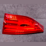 Load image into Gallery viewer, BMW X1  E84 RIGHT TRUNK LID MOUNTED TAIL LIGHT LAMP 2990114