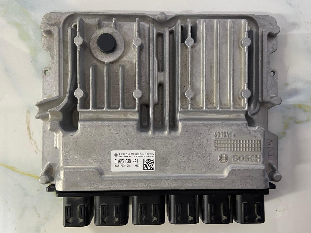 OEM BMW F90 M5 F91 F92 F93 M8 4.4 S63M ENGINE CONTROL MODULE DME 5A25C39 NEW