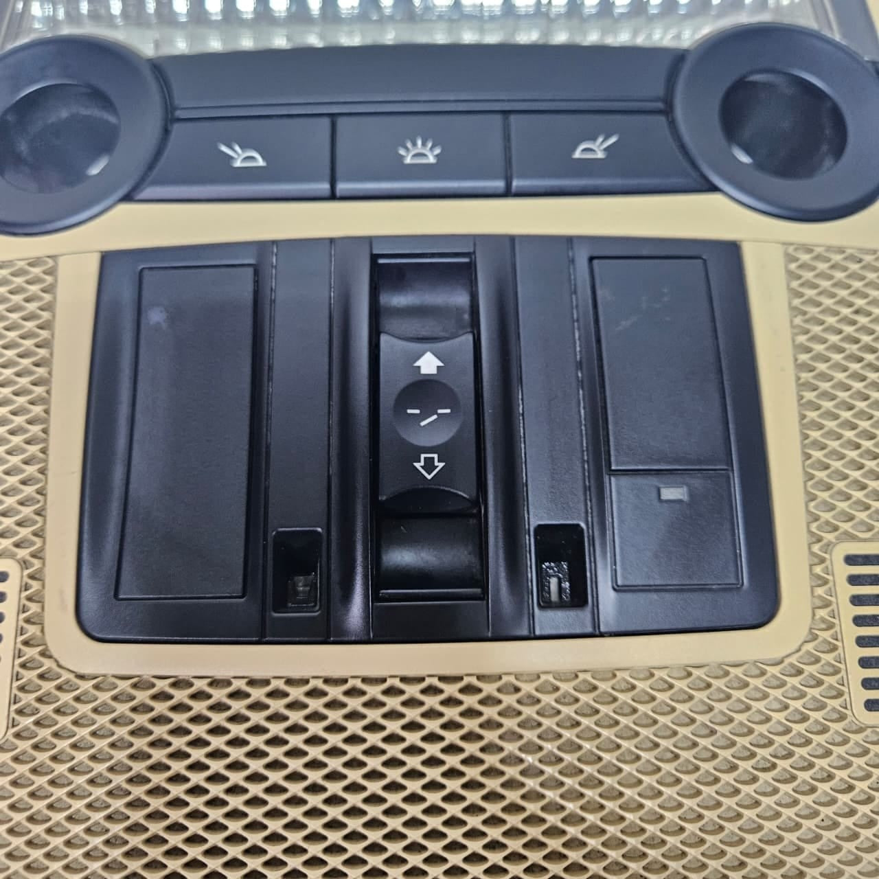 2007-2013 BMW X5 E70 Interior Lighting Dome Map Sun Roof Switch Unit 9225938