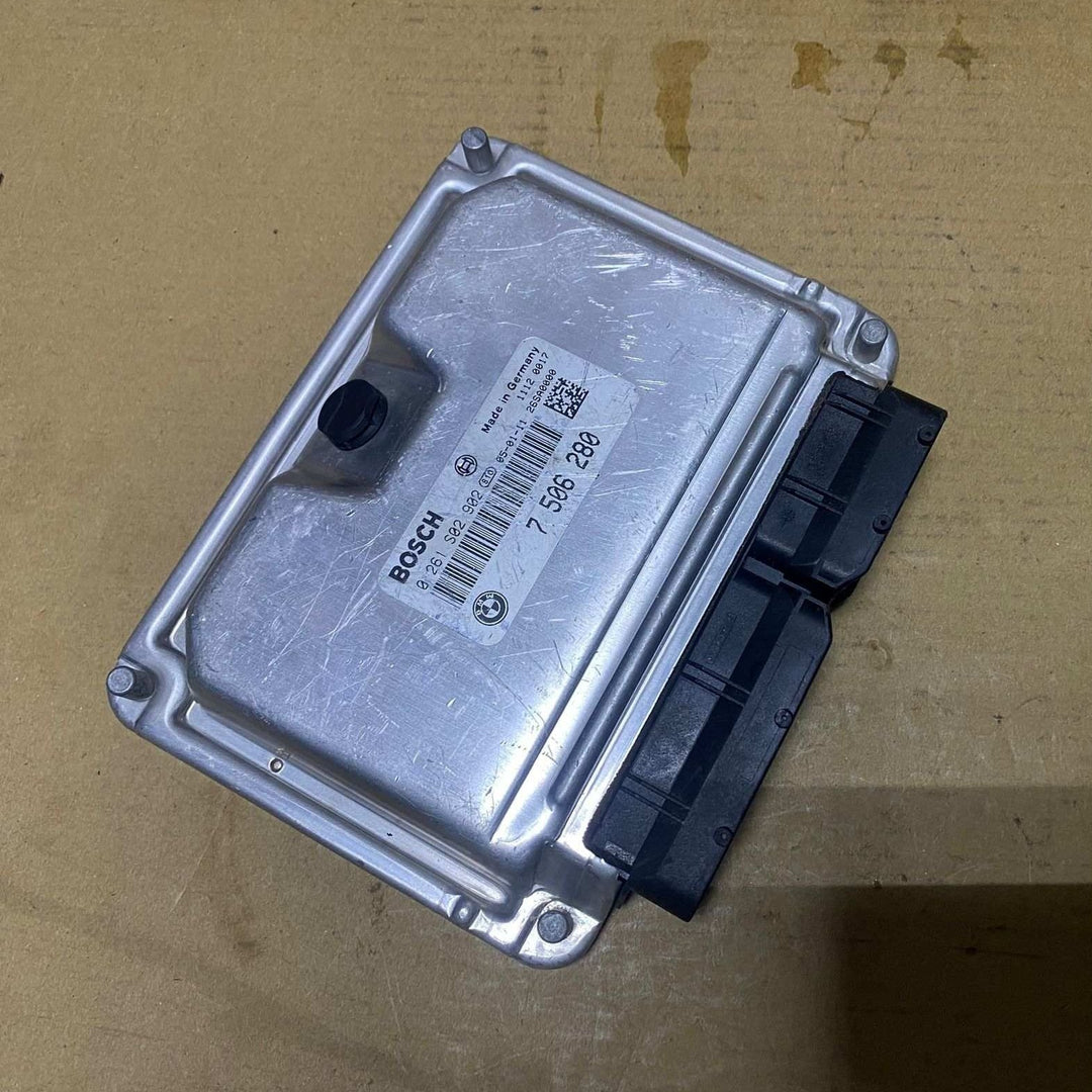  760i 2003-2008 2004-2006 BMW 760i Engine Control Module 7506280