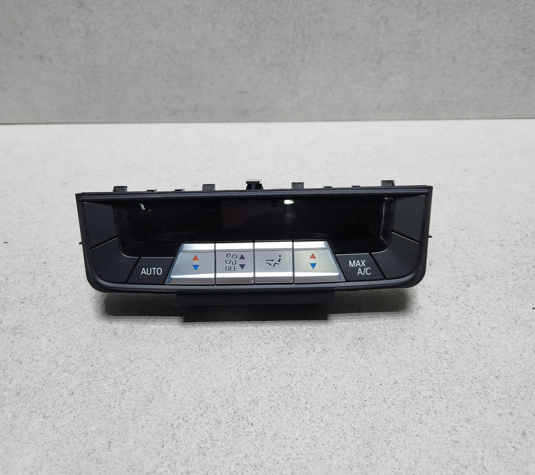 2020-2023 BMW M8 Climate Control Panel Rear 9462514 F93 M8 G05 G06 G07