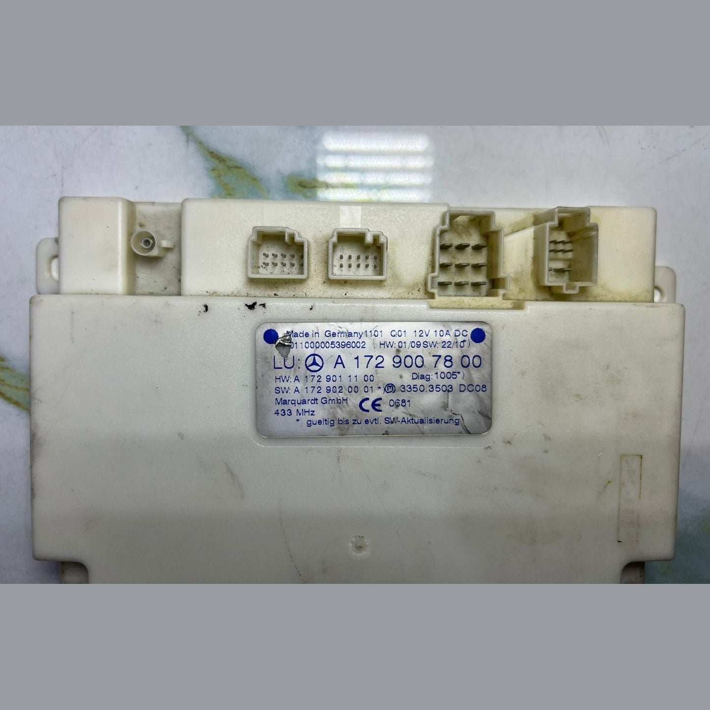Mercedes R172 SLK350 CLS550 Keyless Go Entry Control Module A172 9007800 OEM