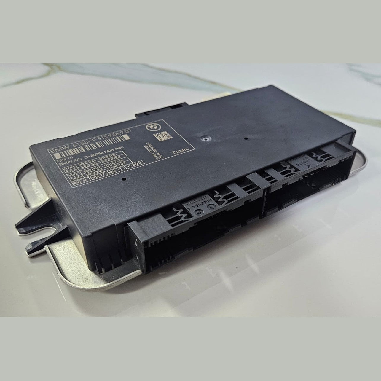 OEM 09-15 BMW F01 F02 F03 Temic Footwell Light Control Module 9313928